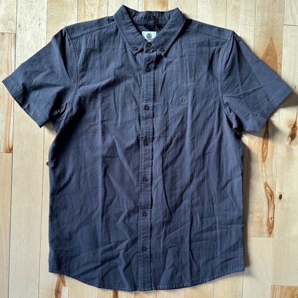 Men's Short Sleeve Shirt - Picture 1 of 4